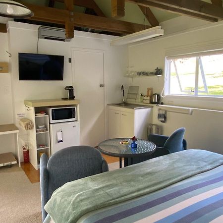 Superb Studio Retreat With Spa, Pool & Bbq Access وانجانيو المظهر الخارجي الصورة